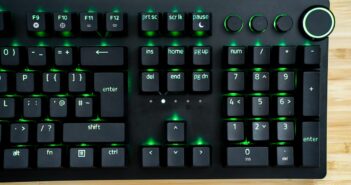 O teclado Huntsman V2 ultrarrápido da Razer atingiu o preço mais baixo até o momento